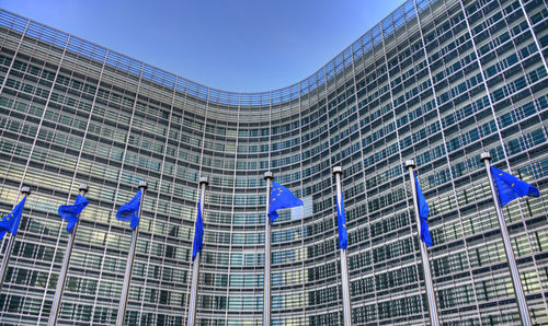 Ultime notizie aziendali su La Commissione europea approva un piano polacco di produzione di energie rinnovabili da 1,2 miliardi di euro