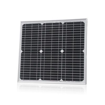 Un buon prezzo. Modulo fotovoltaico solare in vetro rigido da 20W per la ricarica della batteria a 12V in linea