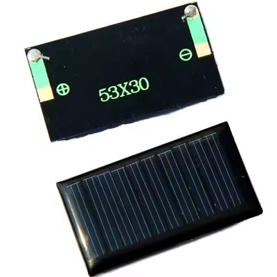 Un buon prezzo. 0.15W Mini pannelli solari fai da te personalizzati piccoli pannelli solari di silicio monocristallino 30mA kit di caricabatterie 5V portatile per esterni in linea