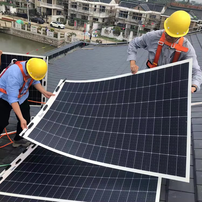 Un buon prezzo. Pannello solare flessibile da 50W ETFE IP65 impermeabile per campeggio all'aperto in camper in linea